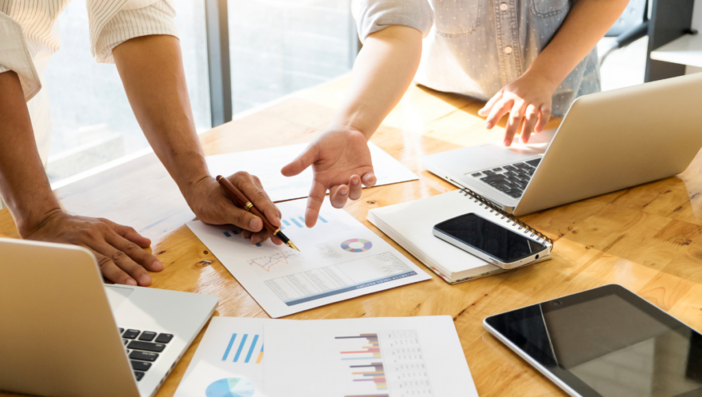 Best Strategies to Target ServiceNow Customers in 2026